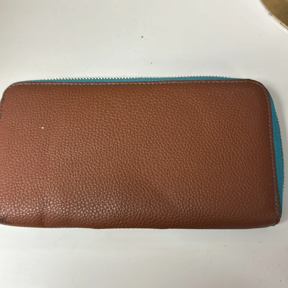 Wallet - Picture 2 of 4